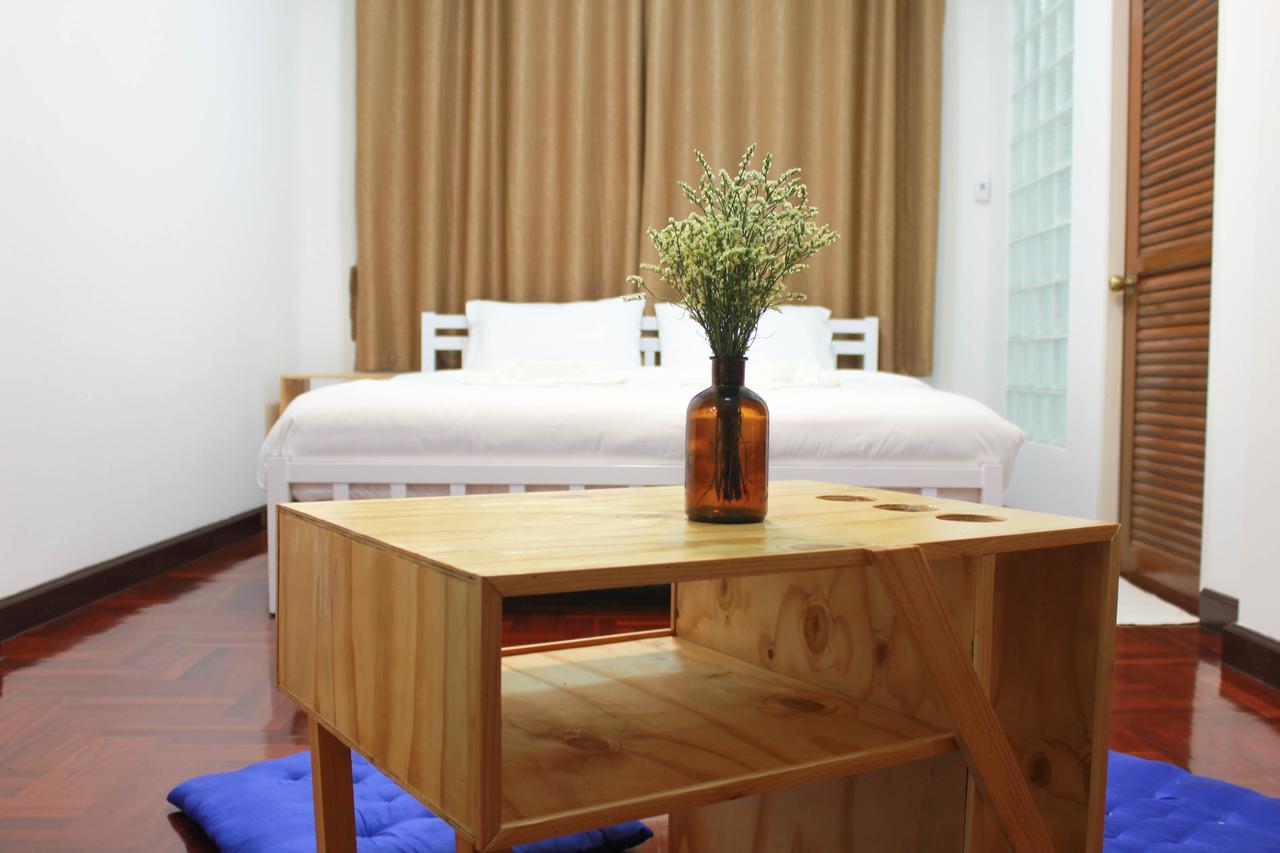 Home@Hostel Kanchanaburi Extérieur photo